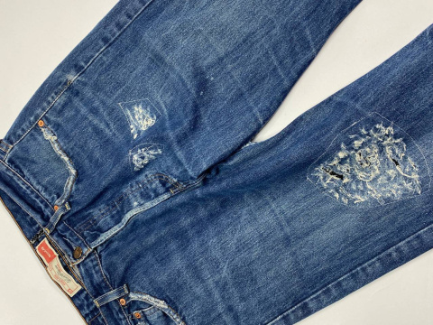 Custom distressed levis jeans Custom distressed levis jeans