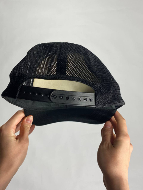 Hysteric Glamour Kick or Bite Trucket Hat Hysteric Glamour Kick or Bite Trucket Hat