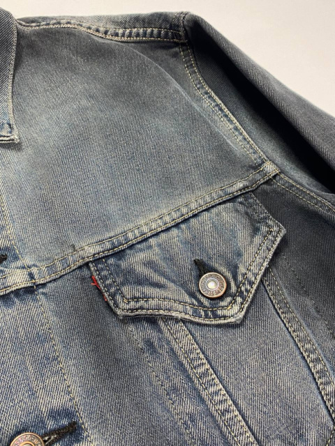 Irregular Levis trucker denim jacket Irregular Levis trucker denim jacket