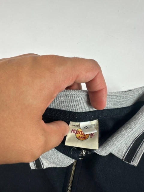 90s vintage hard rock cafe Sydney polo 90s vintage hard rock cafe Sydney polo