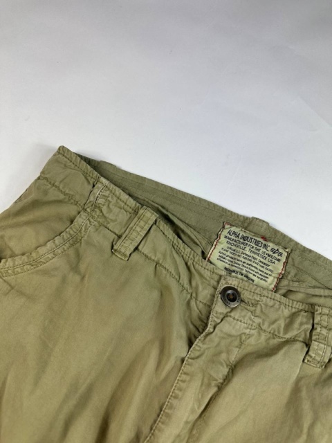 Alpha Industries cargo shorts (brown) Alpha Industries cargo shorts (brown)
