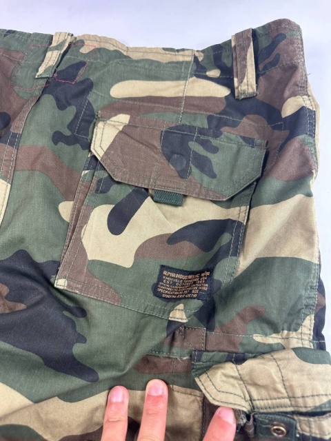Alpha Industries cargo shorts (camo) Alpha Industries cargo shorts (camo)