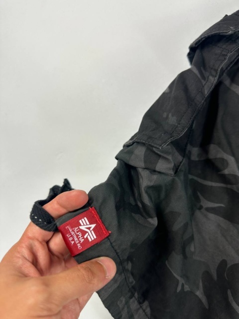 Alpha Industries cargo shorts (ciemne camo) Alpha Industries cargo shorts (ciemne camo)