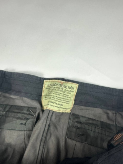 Alpha Industries cargo shorts (ciemne camo) Alpha Industries cargo shorts (ciemne camo)
