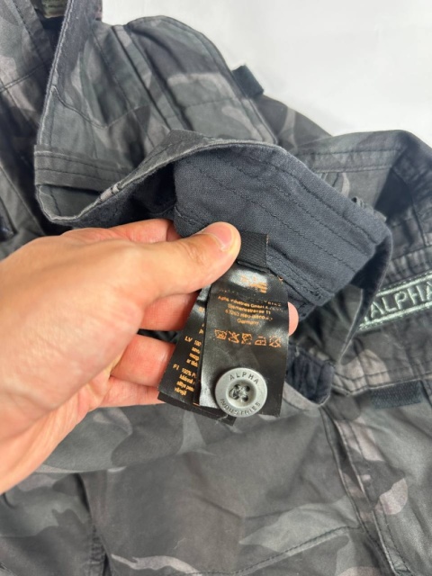 Alpha Industries cargo shorts (ciemne camo) Alpha Industries cargo shorts (ciemne camo)