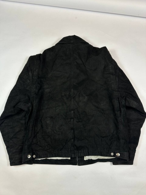 Black boxy jacket