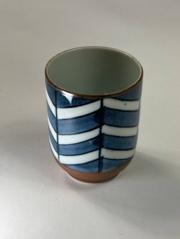 Japońska ceramika - czaruszka biało niebieska