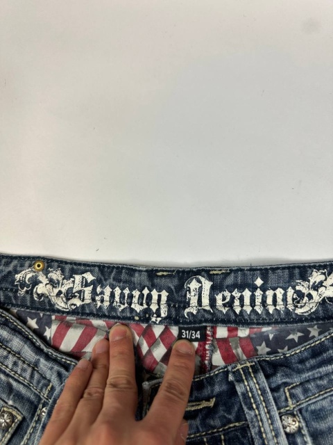 Savvy Skull jeans