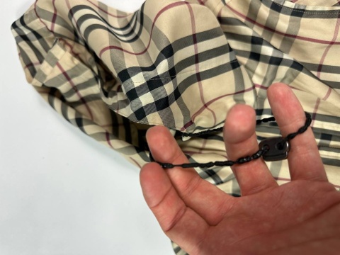 Burberry nova check windbreaker
