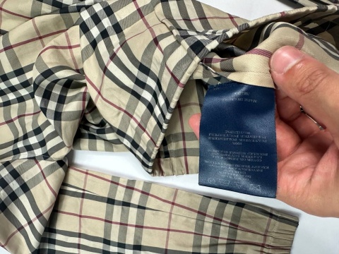 Burberry nova check windbreaker
