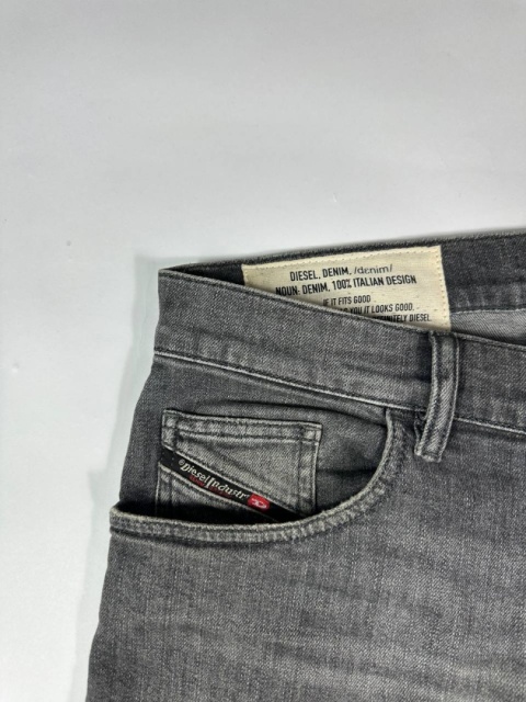 Diesel Distressed jeans