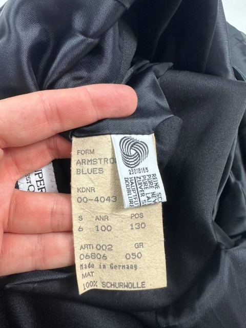 Vintage Wool Hugo Boss blazer
