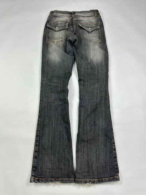 Washed flared denim with flaps
