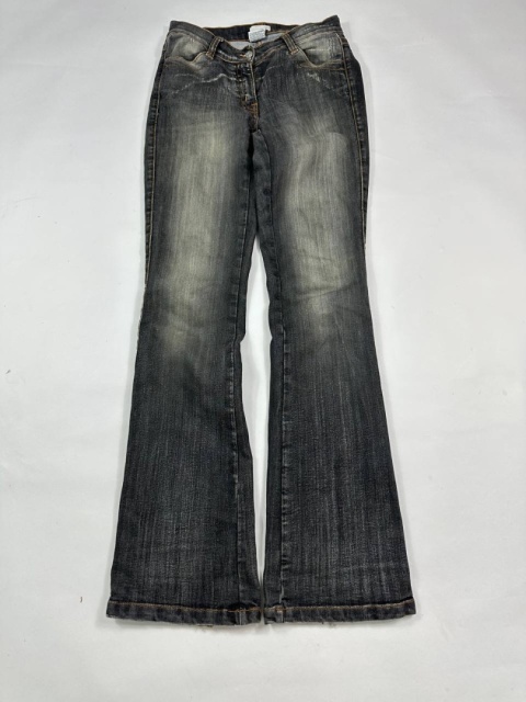 Washed flared denim with flaps
